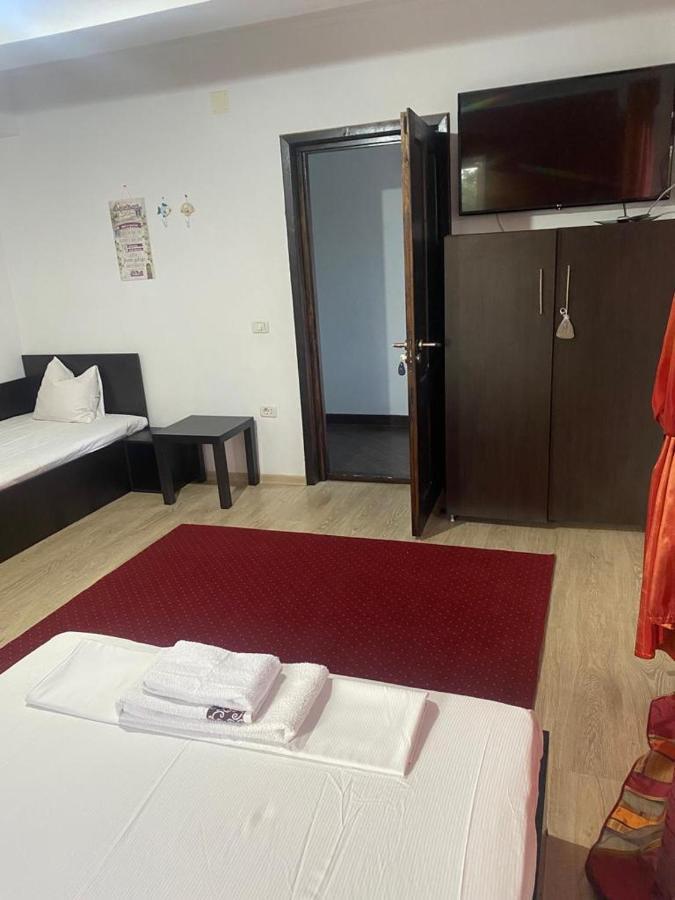 Casa Mateiana Hotel เอโฟริเอนอร์ด ภายนอก รูปภาพ